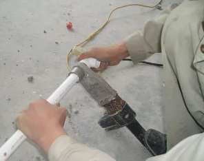 柳北漏水维修电话